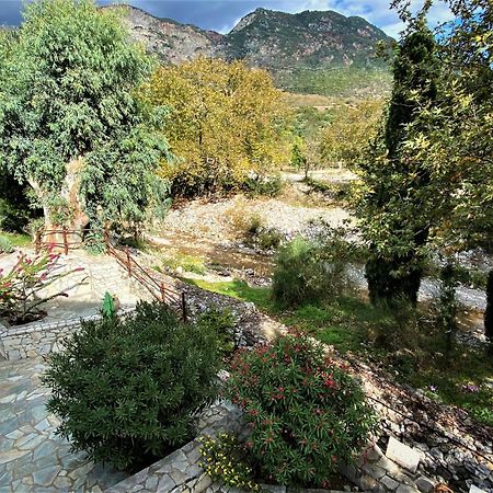 Steinturm Mit Dach-Terrasse Zwischen Fluss, Meer Und Gebirge- Spiti Pirgos Παραλία Σεργούλας Εξωτερικό φωτογραφία