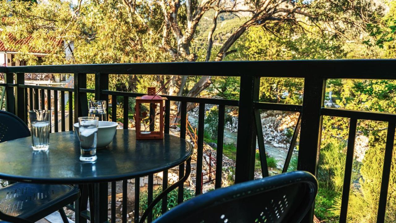 Steinturm Mit Dach-Terrasse Zwischen Fluss, Meer Und Gebirge- Spiti Pirgos Παραλία Σεργούλας Εξωτερικό φωτογραφία