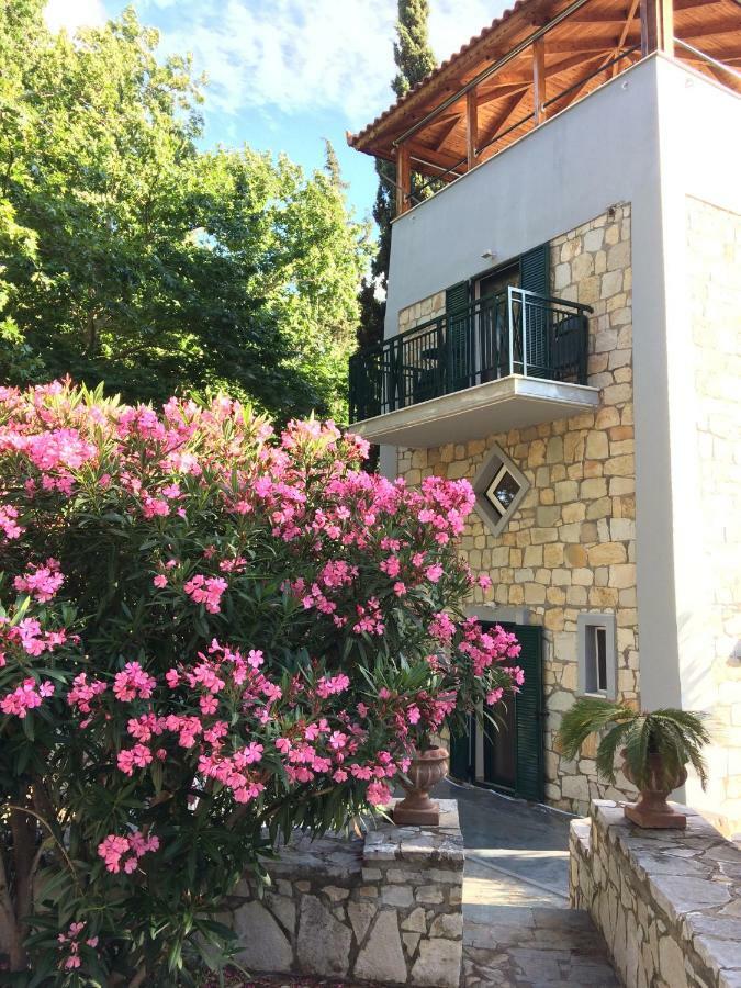 Steinturm Mit Dach-Terrasse Zwischen Fluss, Meer Und Gebirge- Spiti Pirgos Παραλία Σεργούλας Εξωτερικό φωτογραφία