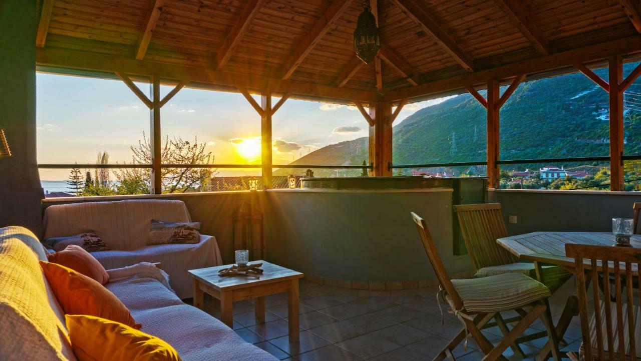 Steinturm Mit Dach-Terrasse Zwischen Fluss, Meer Und Gebirge- Spiti Pirgos Παραλία Σεργούλας Εξωτερικό φωτογραφία